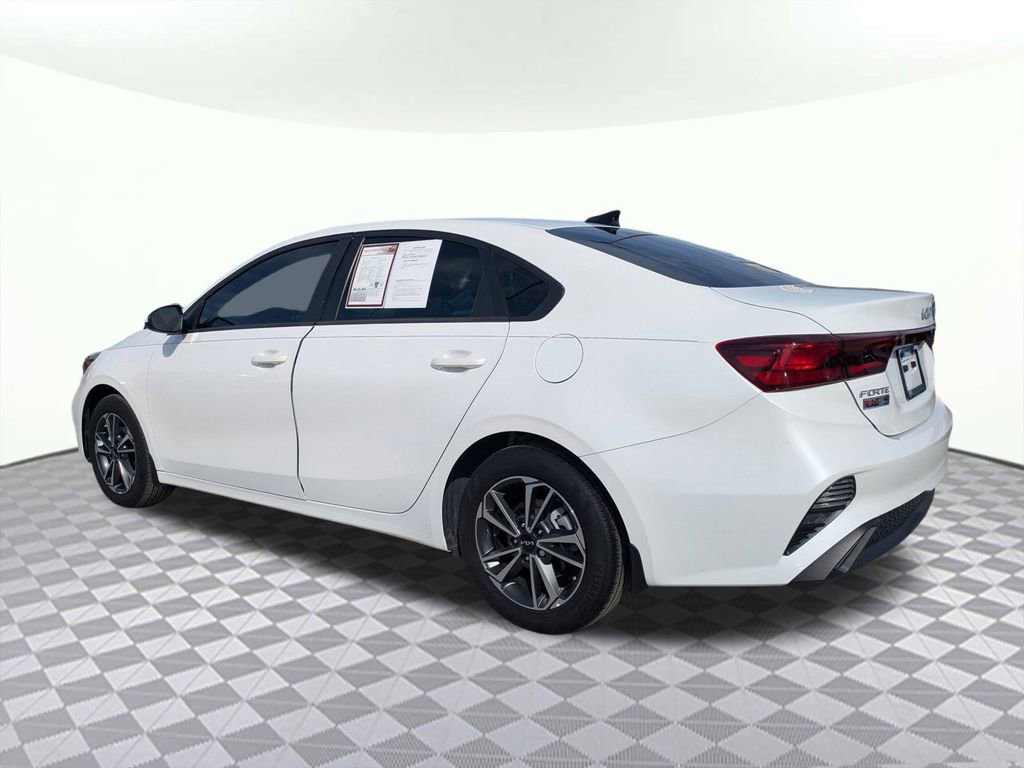Used 2024 Kia Forte LXS image 5