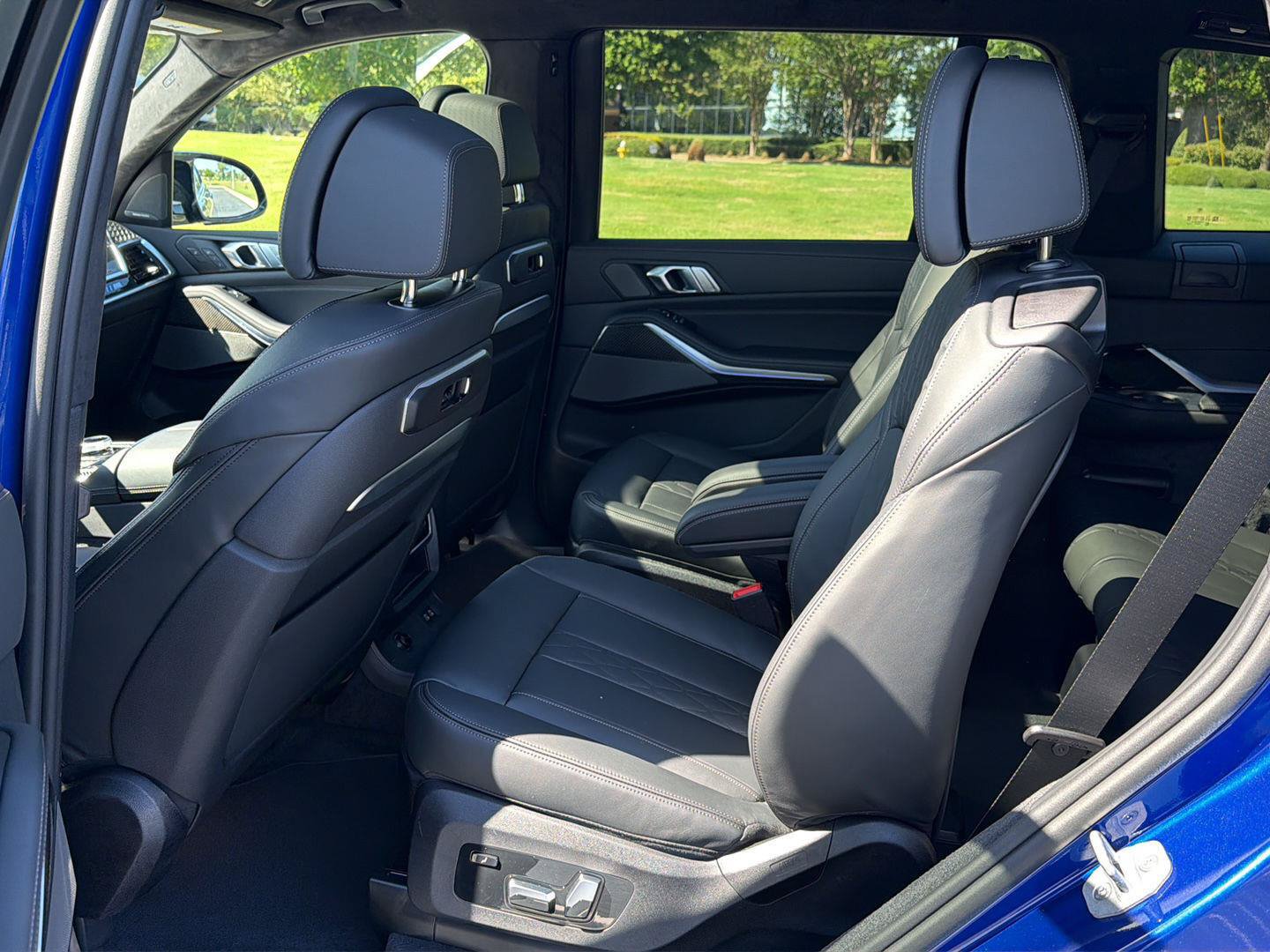 New 2027 BMW X7 M60i AWD/4WD image 11