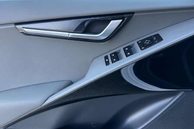 New 2026 Kia Niro EX FWD image 12