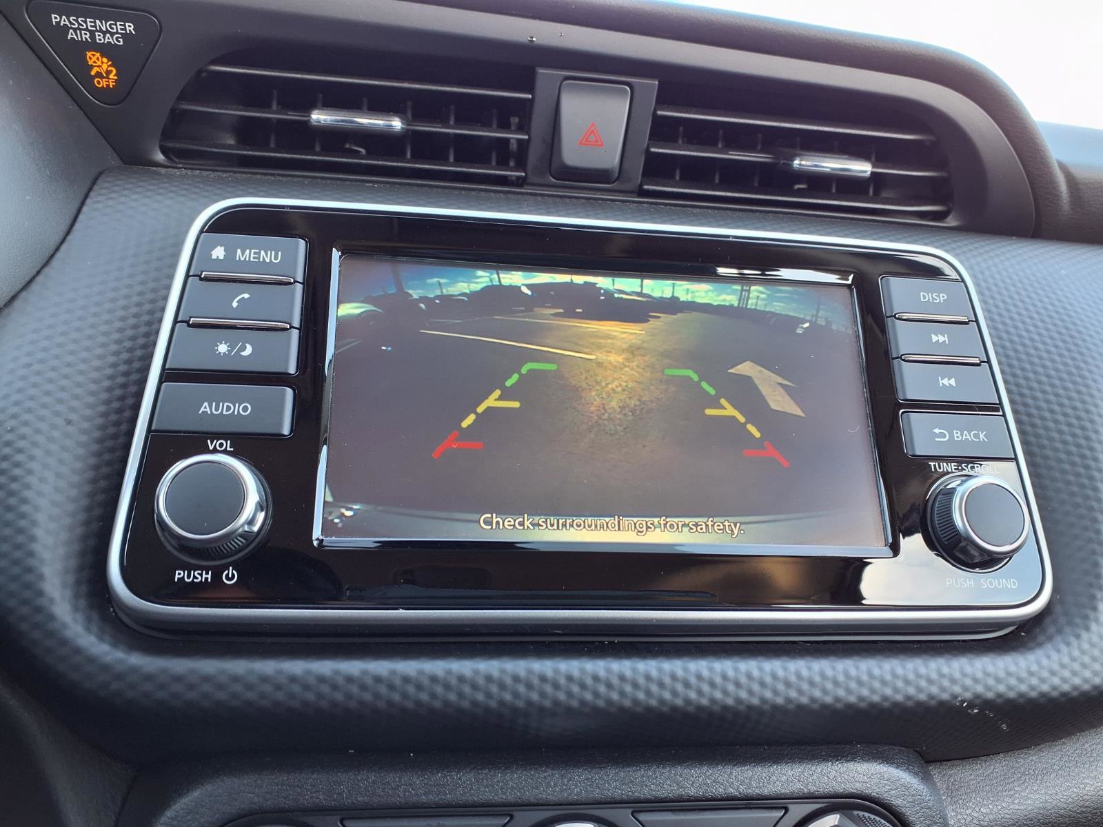 Used 2025 Nissan Kicks Play S image 4