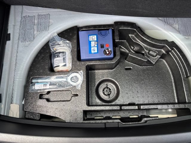New 2027 Chevrolet Bolt LT FWD image 28