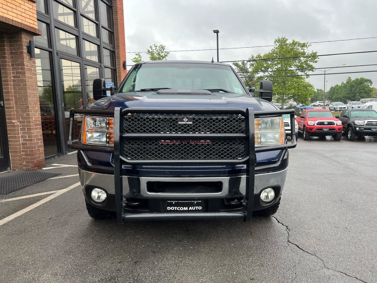 Used 2011 GMC Sierra 2500 SLT AWD/4WD image 17