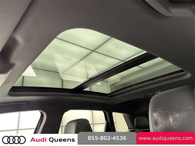 Used 2025 Audi Q4 e-tron Premium w/ Convenience Package image 22