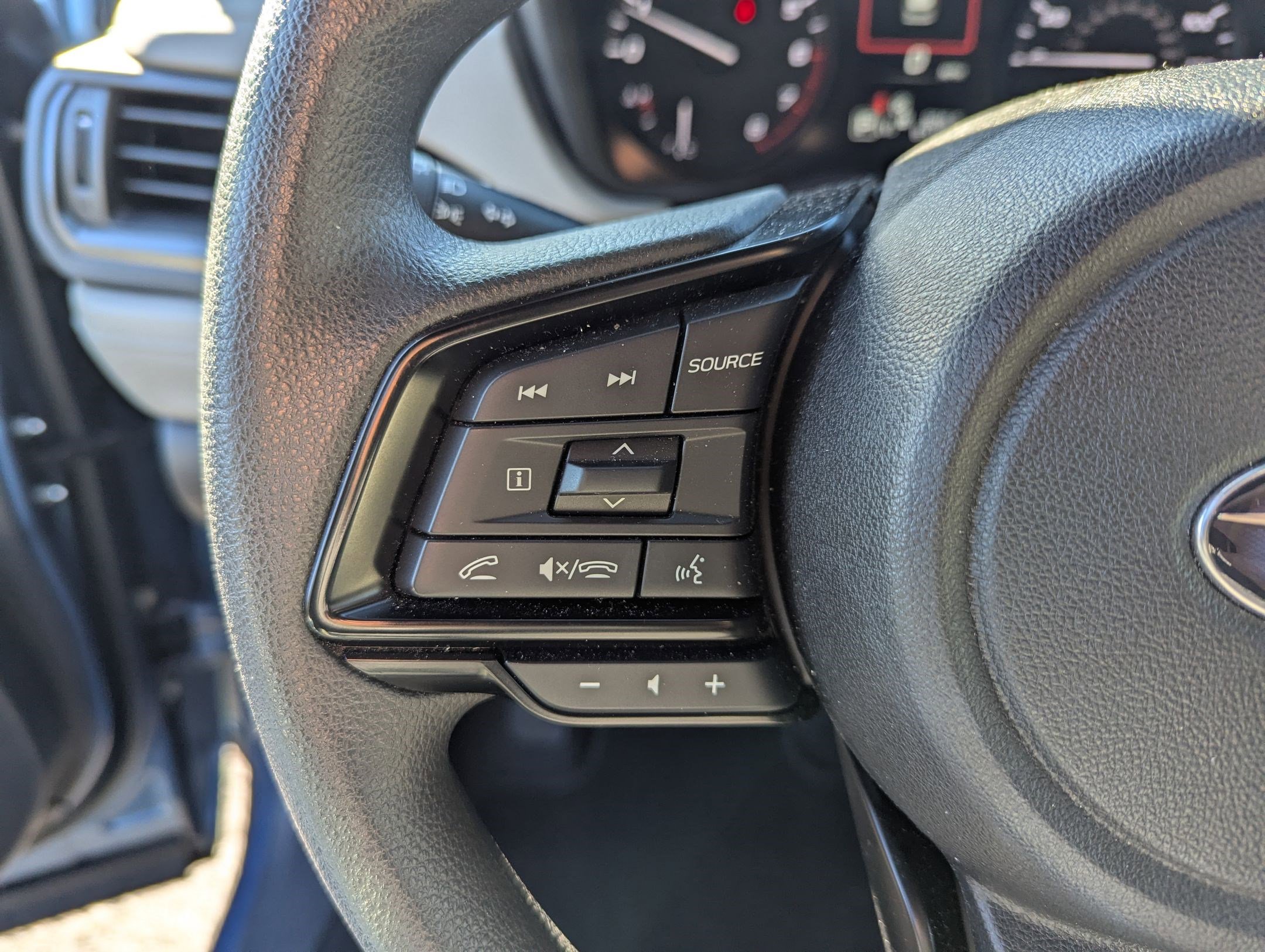 Certified 2025 Subaru Forester image 11