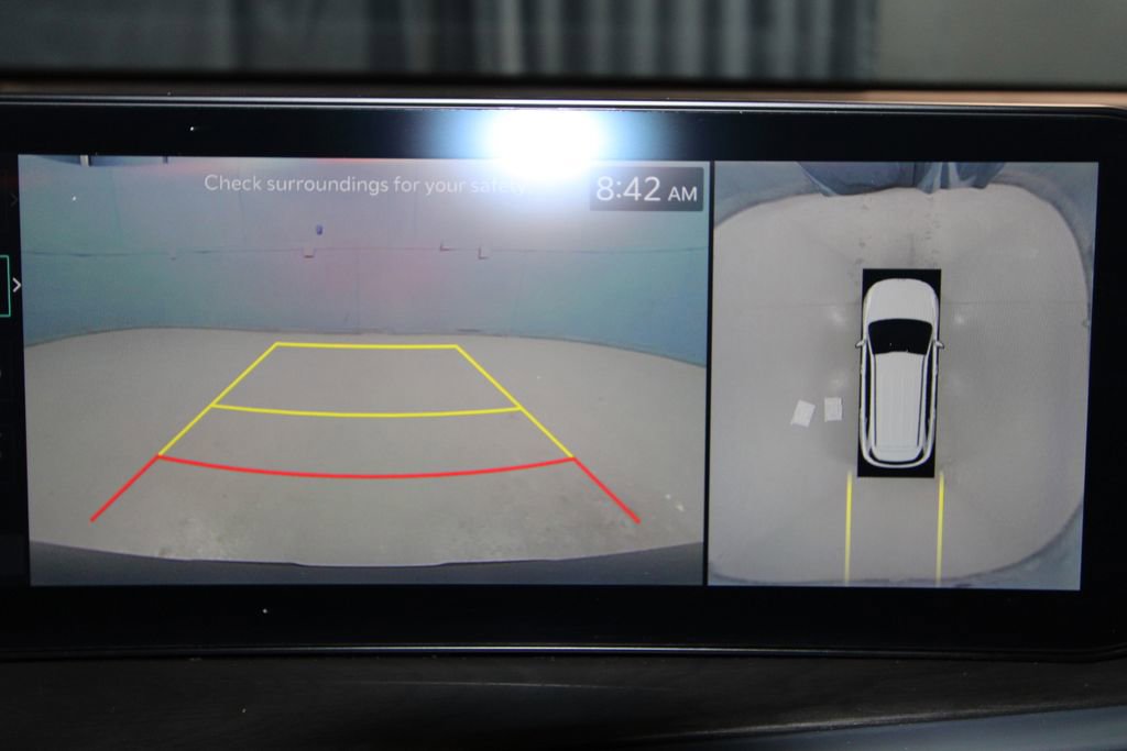 Used 2025 Kia Sorento SX image 14