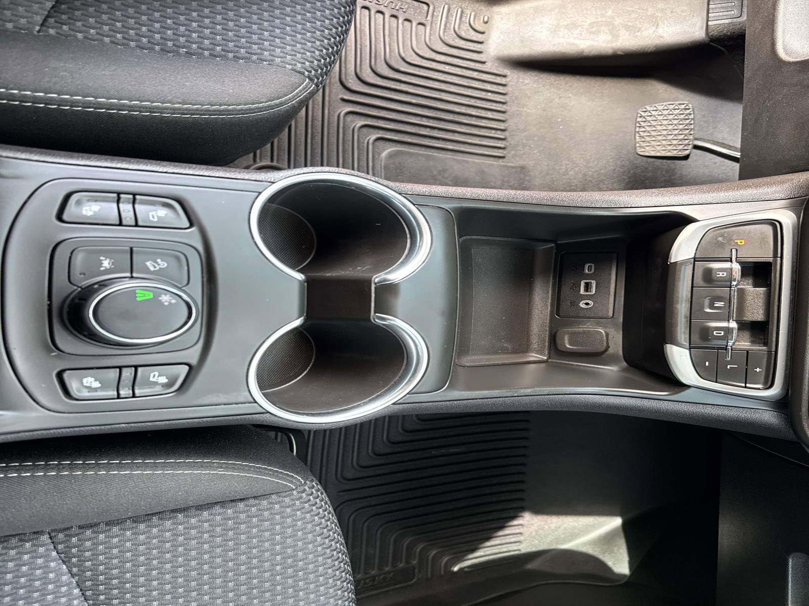 Used 2022 GMC Terrain SLE w/ Driver Convenience Package image 30