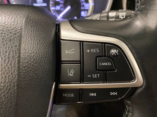 Used 2023 Toyota Highlander XLE image 21