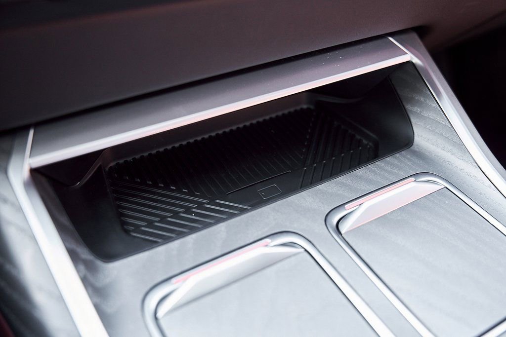 Used 2025 BMW 760i xDrive w/ Premium Package image 74