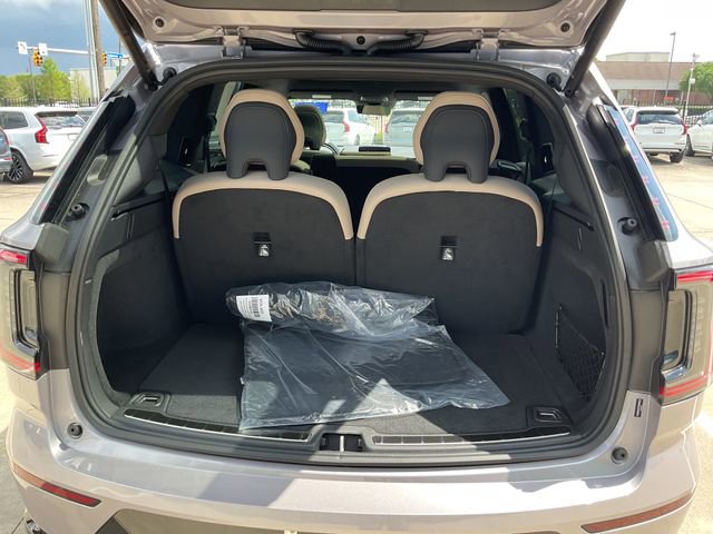 New 2026 Volvo EX90 Plus RWD image 10