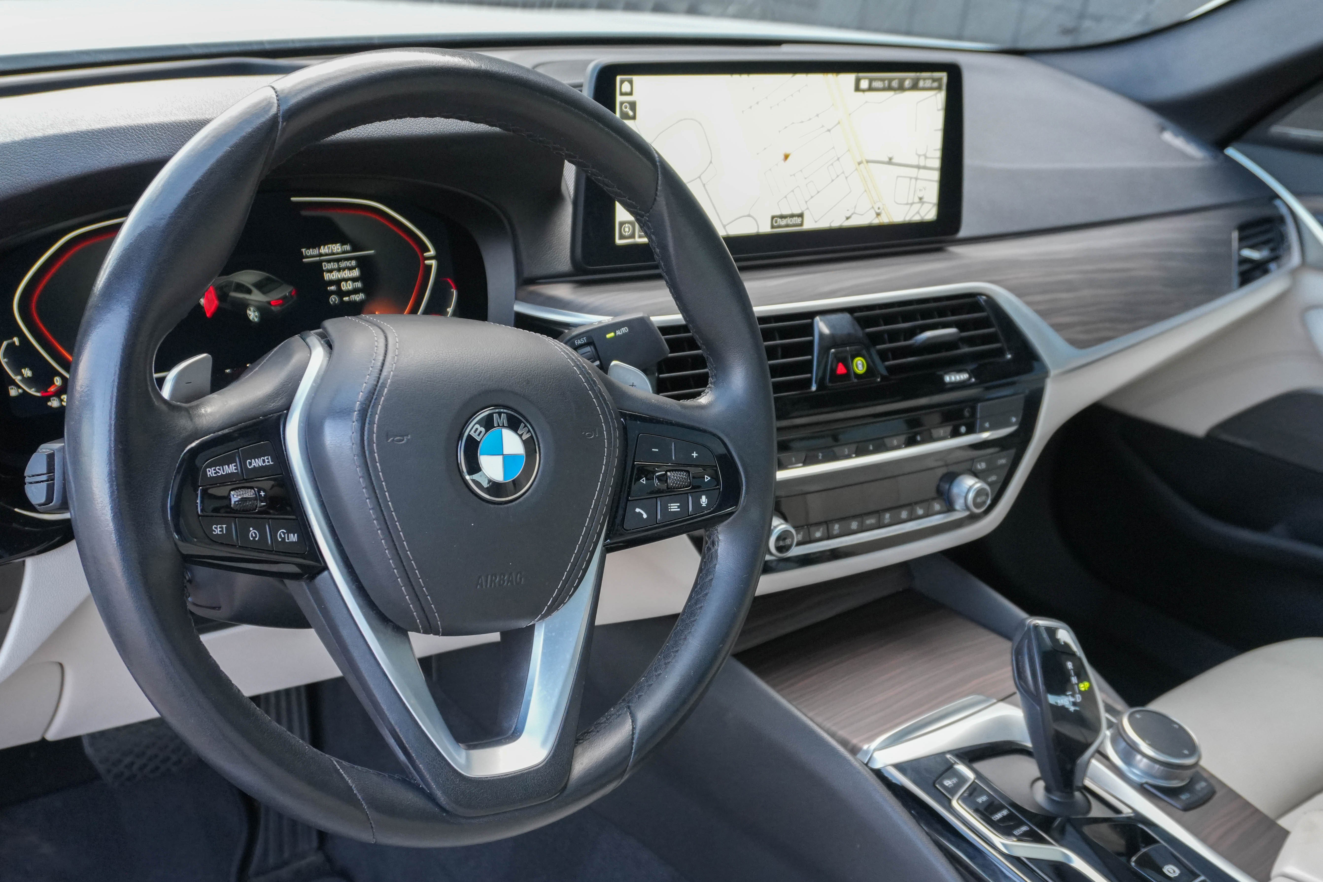 Certified 2023 BMW 540i w/ Premium Package image 9