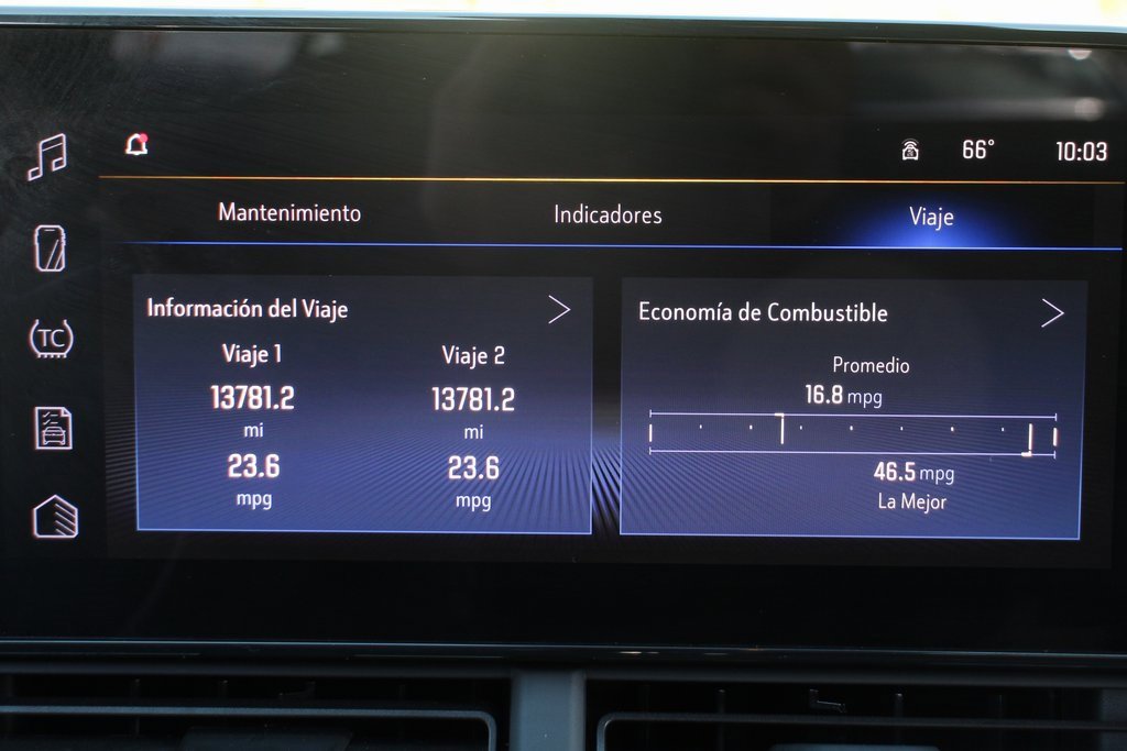 Used 2024 Chevrolet Trax RS w/ Sunroof Package image 26