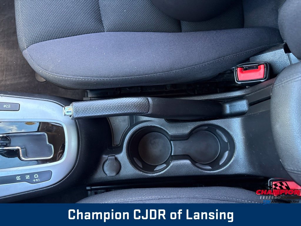 Used 2014 Chevrolet Cruze LT FWD image 25