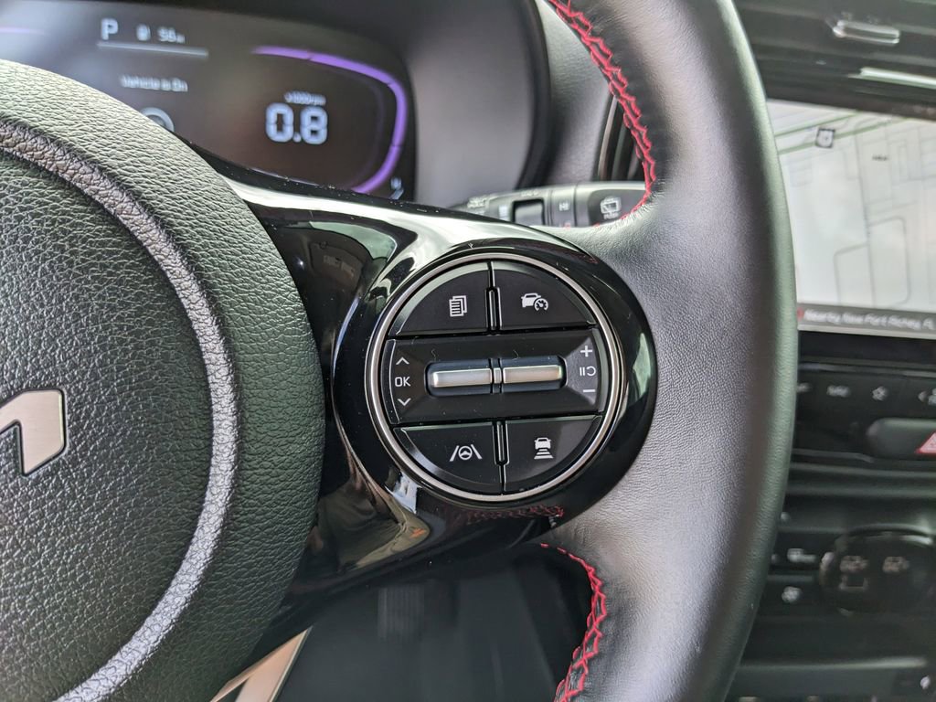 Certified 2025 Kia Soul GT-Line w/ GT-Line Technology Package image 31