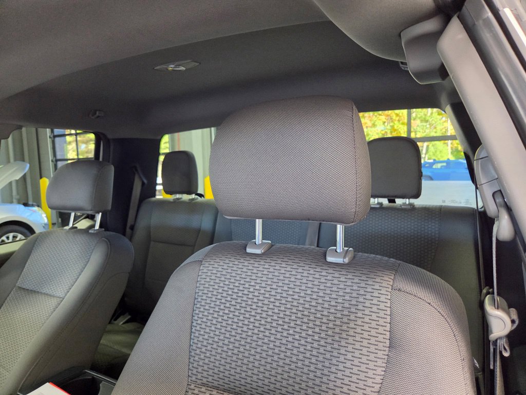 Used 2016 Ford F150 XLT AWD/4WD image 27
