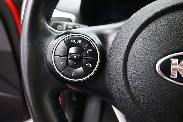 Used 2020 Kia Soul GT-Line FWD image 3