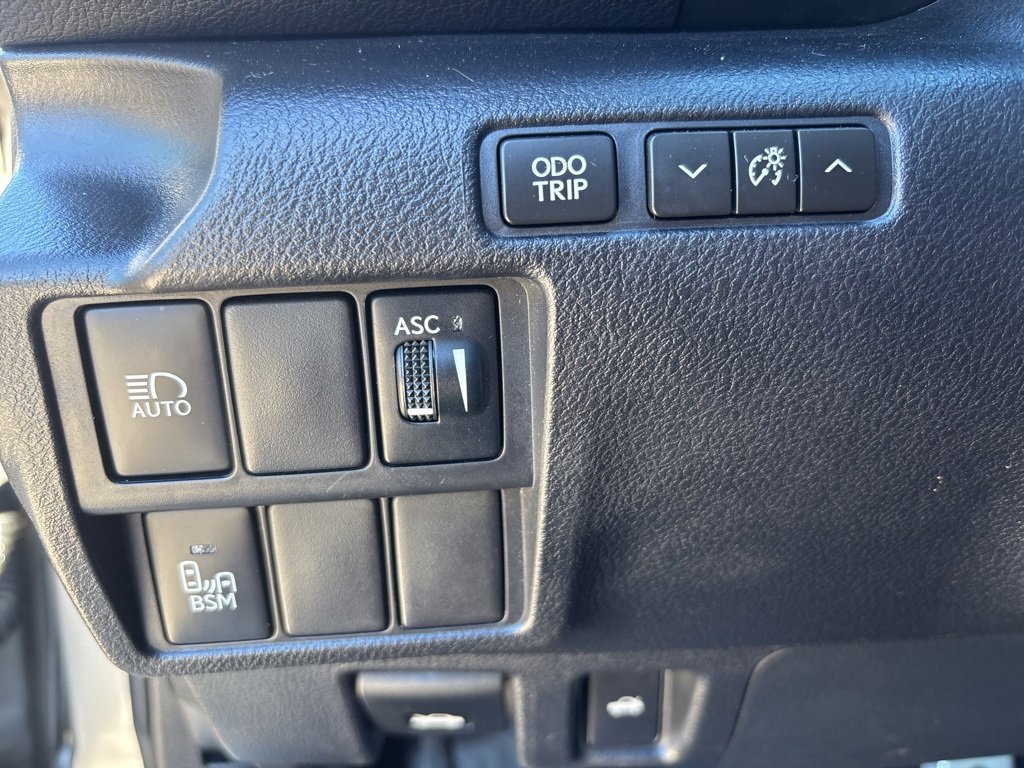 Used 2017 Lexus IS 200t image 37