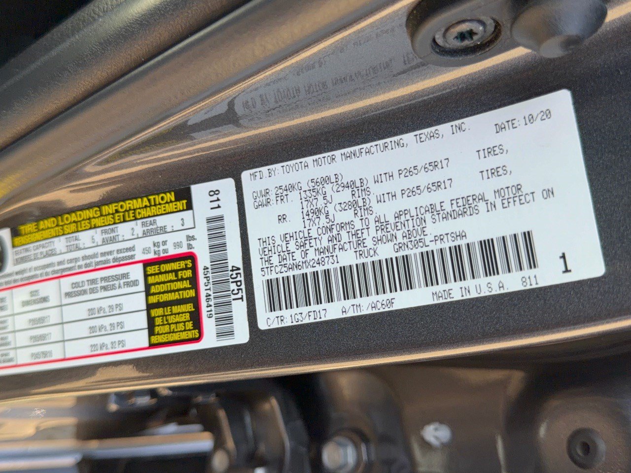Used 2021 Toyota Tacoma TRD Sport w/ Technology Package AWD/4WD image 31