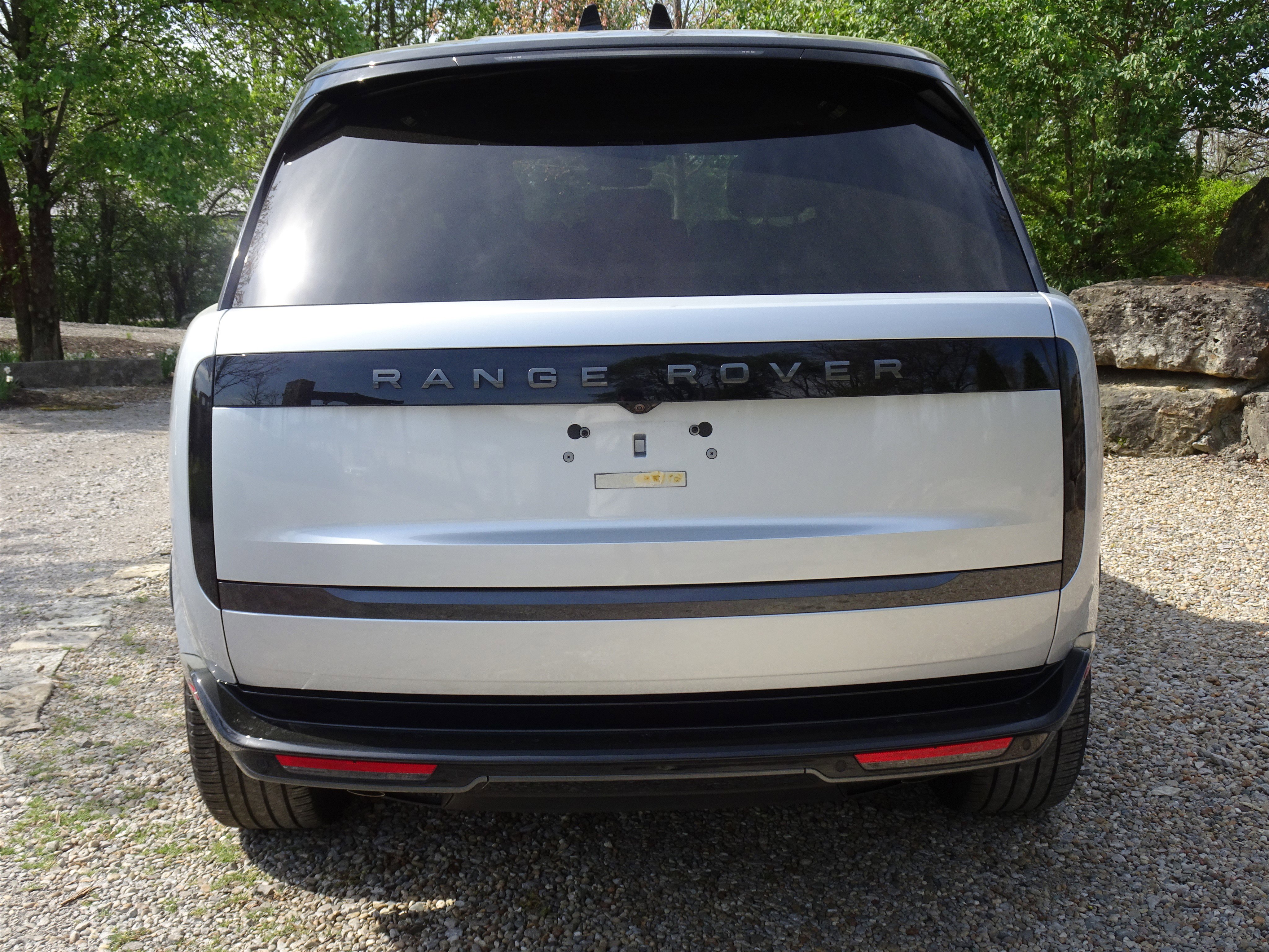 Certified 2024 Land Rover Range Rover SE AWD/4WD image 9