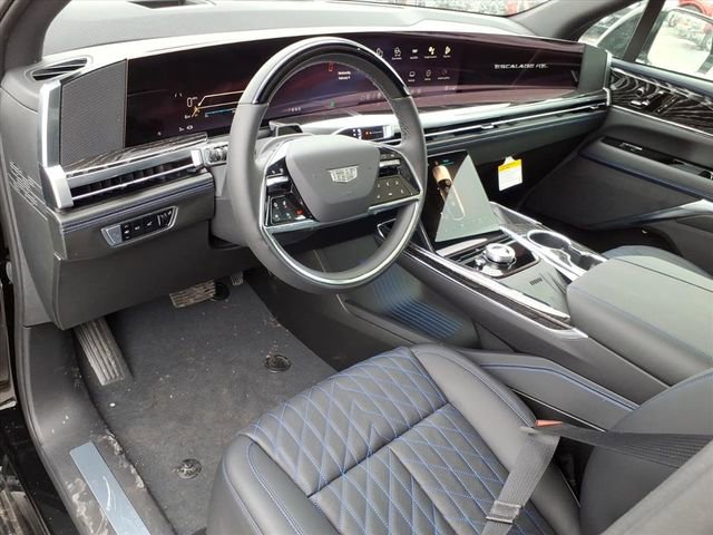 New 2026 Cadillac Escalade IQL Sport 1 w/ LPO, ONYX Package AWD/4WD image 3