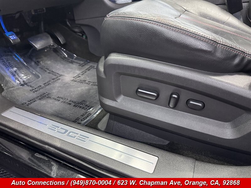 Used 2013 Ford Edge Limited FWD image 27