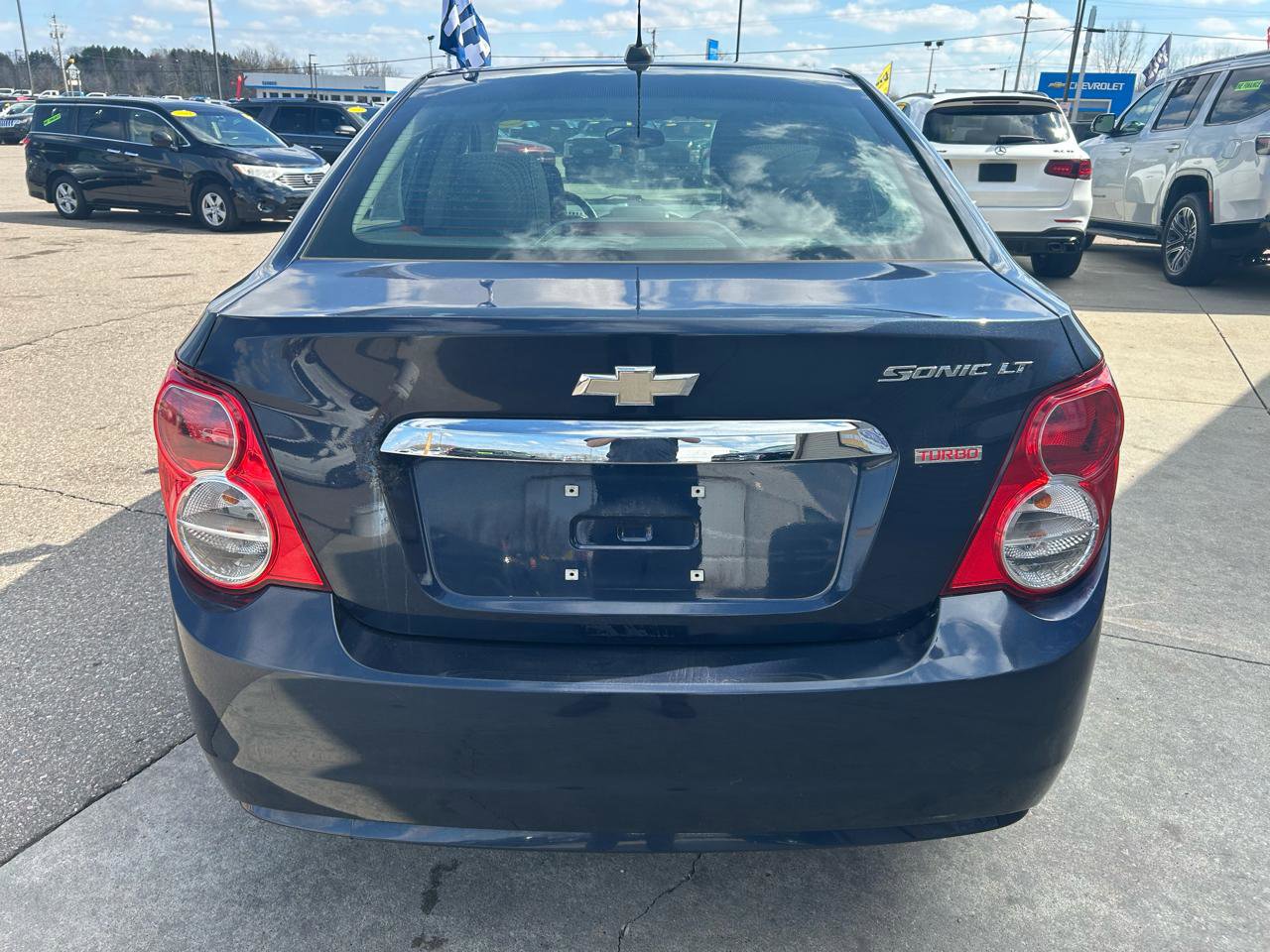 Used 2016 Chevrolet Sonic LT FWD image 6