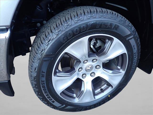 Used 2021 RAM 1500 Laramie AWD/4WD image 7