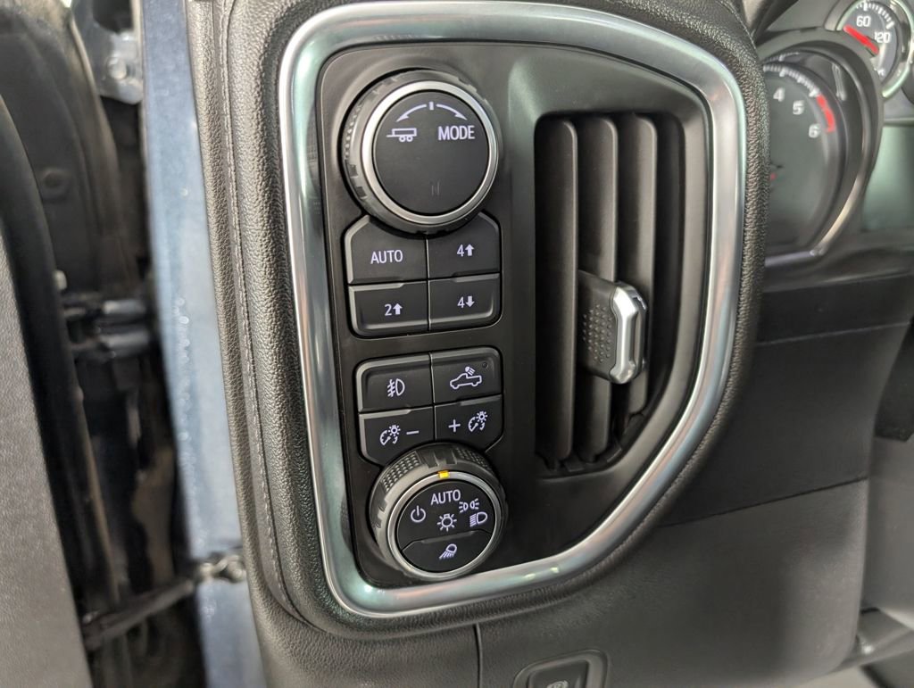 Used 2020 Chevrolet Silverado 1500 LTZ w/ LTZ Plus Package image 17