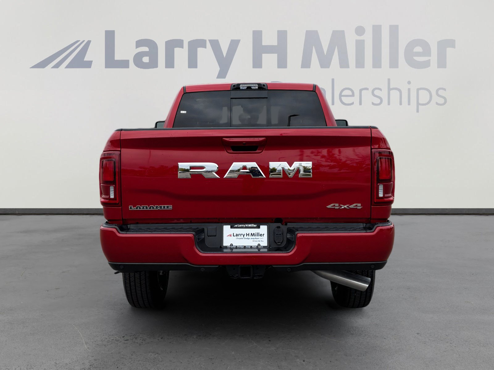 New 2026 RAM 2500 Laramie AWD/4WD image 5