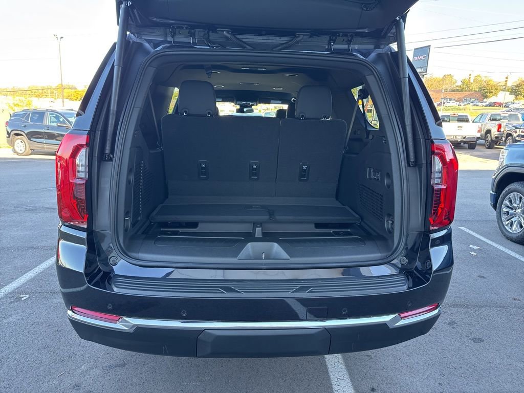 New 2026 GMC Yukon XL Elevation w/ LPO, Elevation Black Package image 31