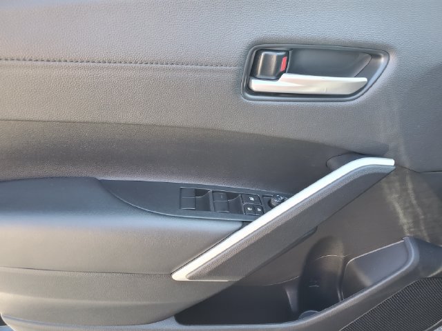 Certified 2025 Toyota Corolla Cross XLE AWD/4WD image 15