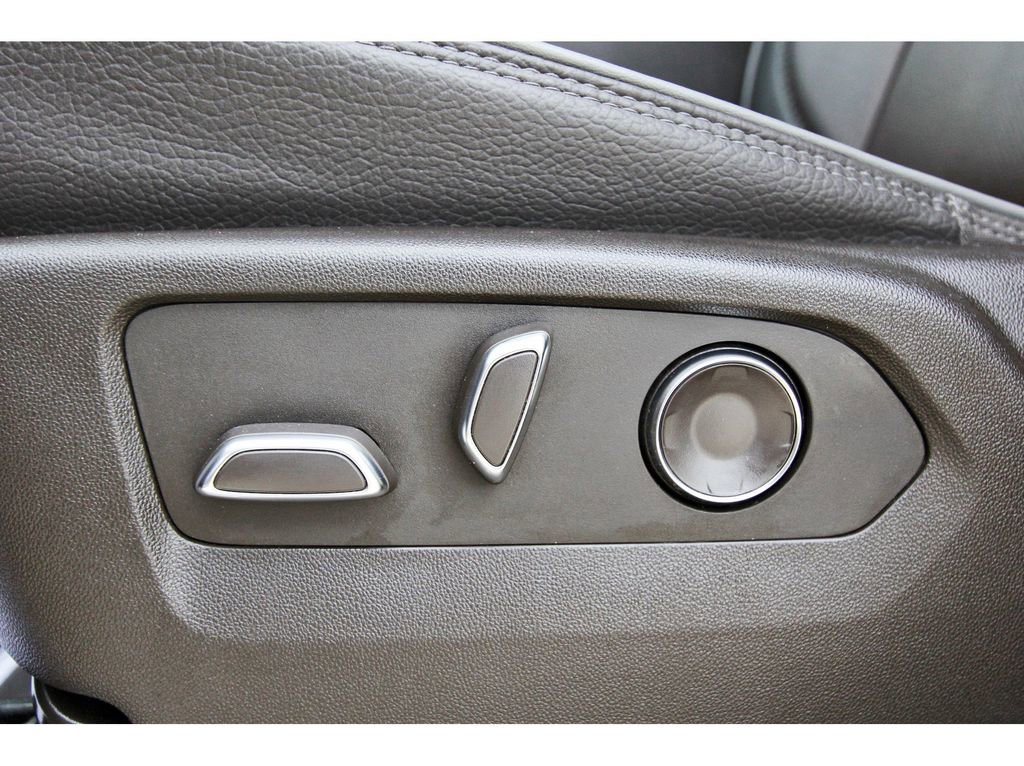 Used 2024 GMC Sierra 2500 Denali w/ Denali Reserve Package image 26