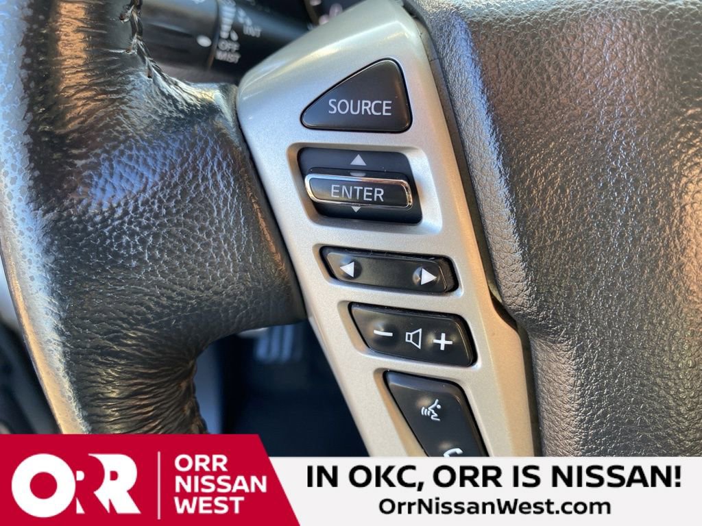 Used 2021 Nissan Titan SV w/ SV Convenience Package RWD image 24