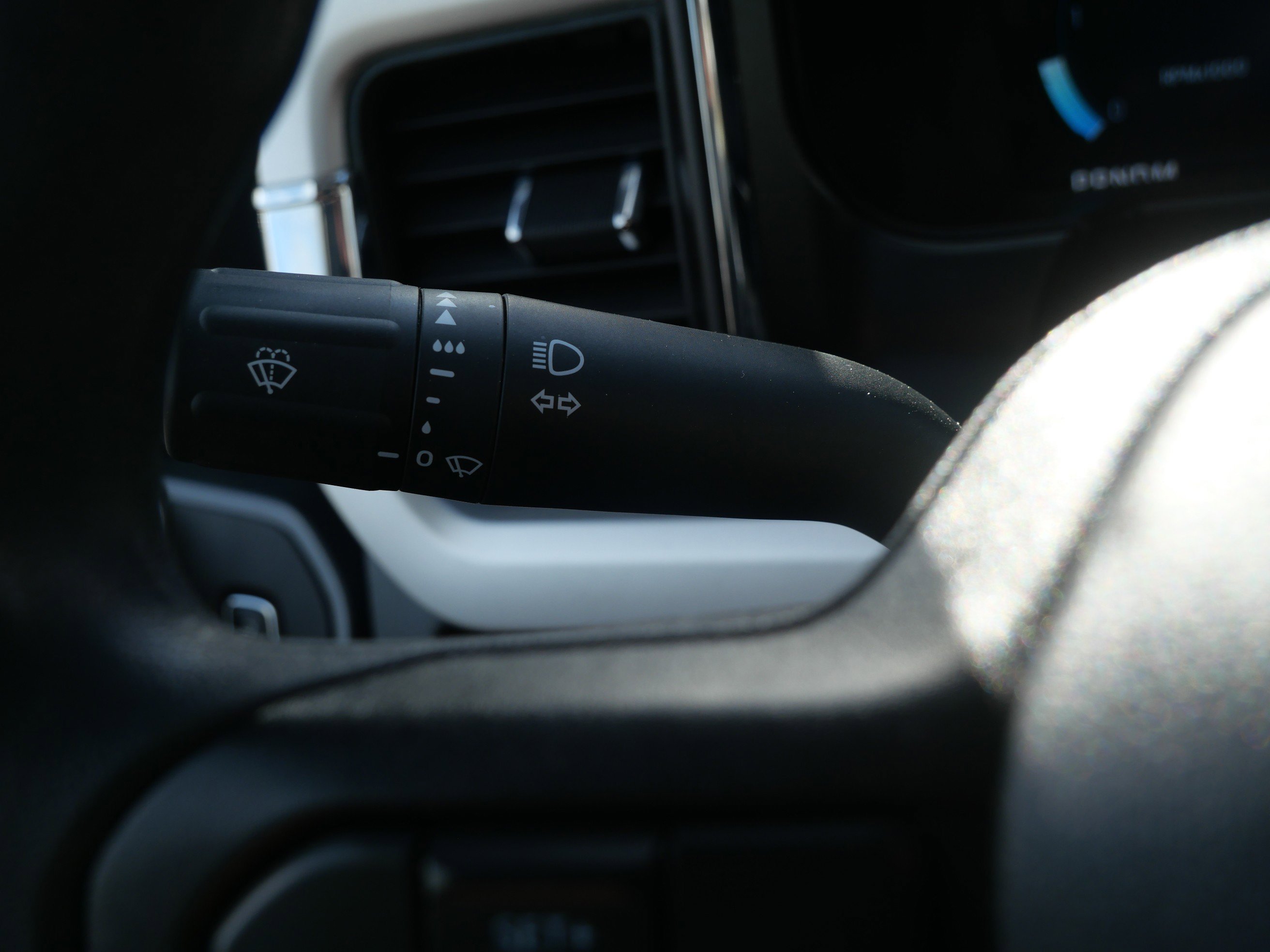 Used 2023 Ford F350 XLT w/ Black Appearance Package image 34