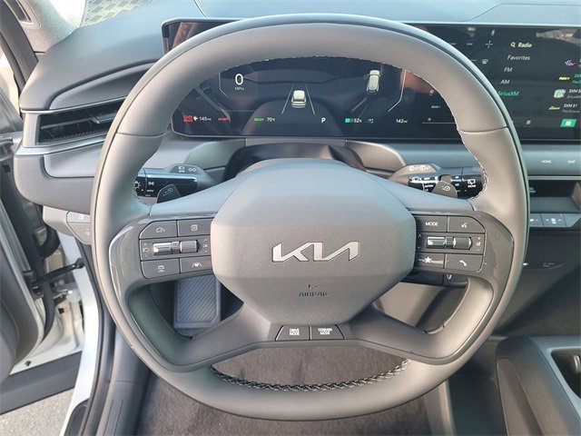 Used 2026 Kia EV9 Wind image 19