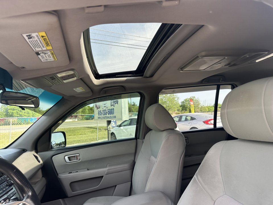 Used 2015 Honda Pilot SE image 13