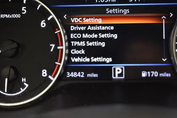 Used 2025 Nissan Sentra SV FWD image 27
