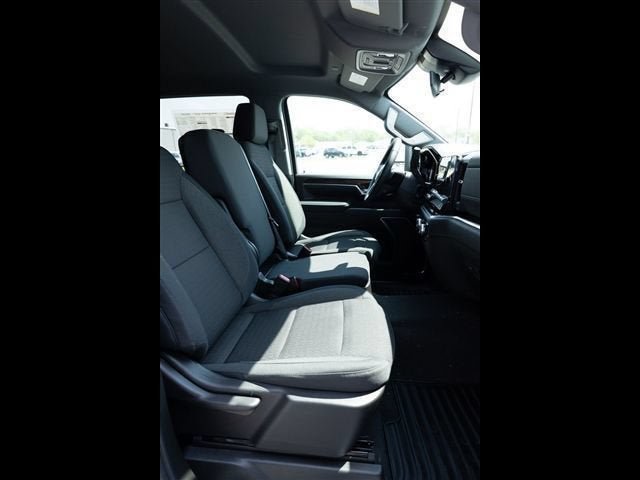 New 2026 GMC Sierra 2500 SLE w/ Preferred Package AWD/4WD image 35