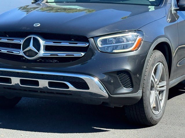 Used 2021 Mercedes-Benz GLC 300 4MATIC image 2