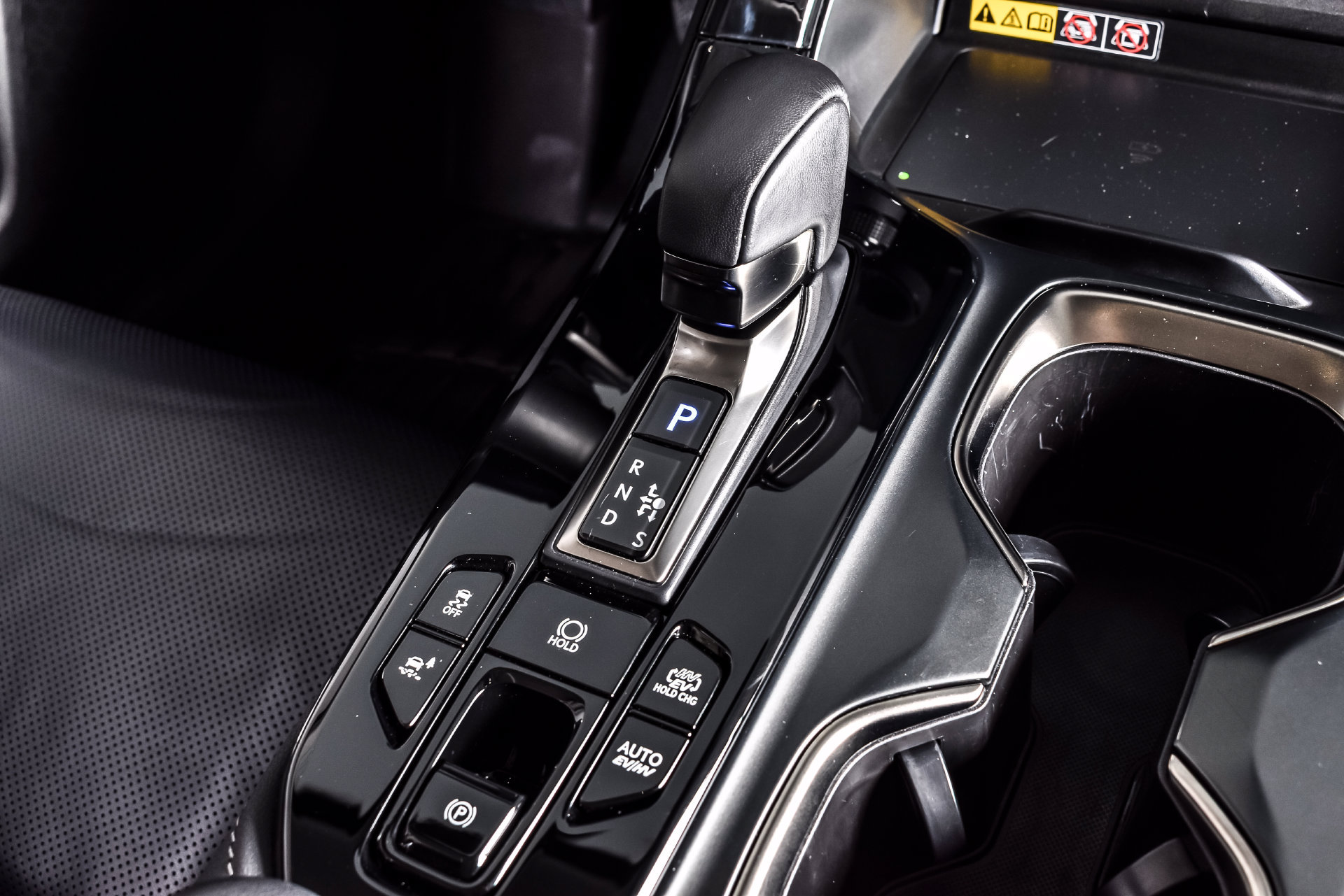 Used 2025 Lexus NX 450h+ AWD w/ Towing Package (2000 Lbs) image 26