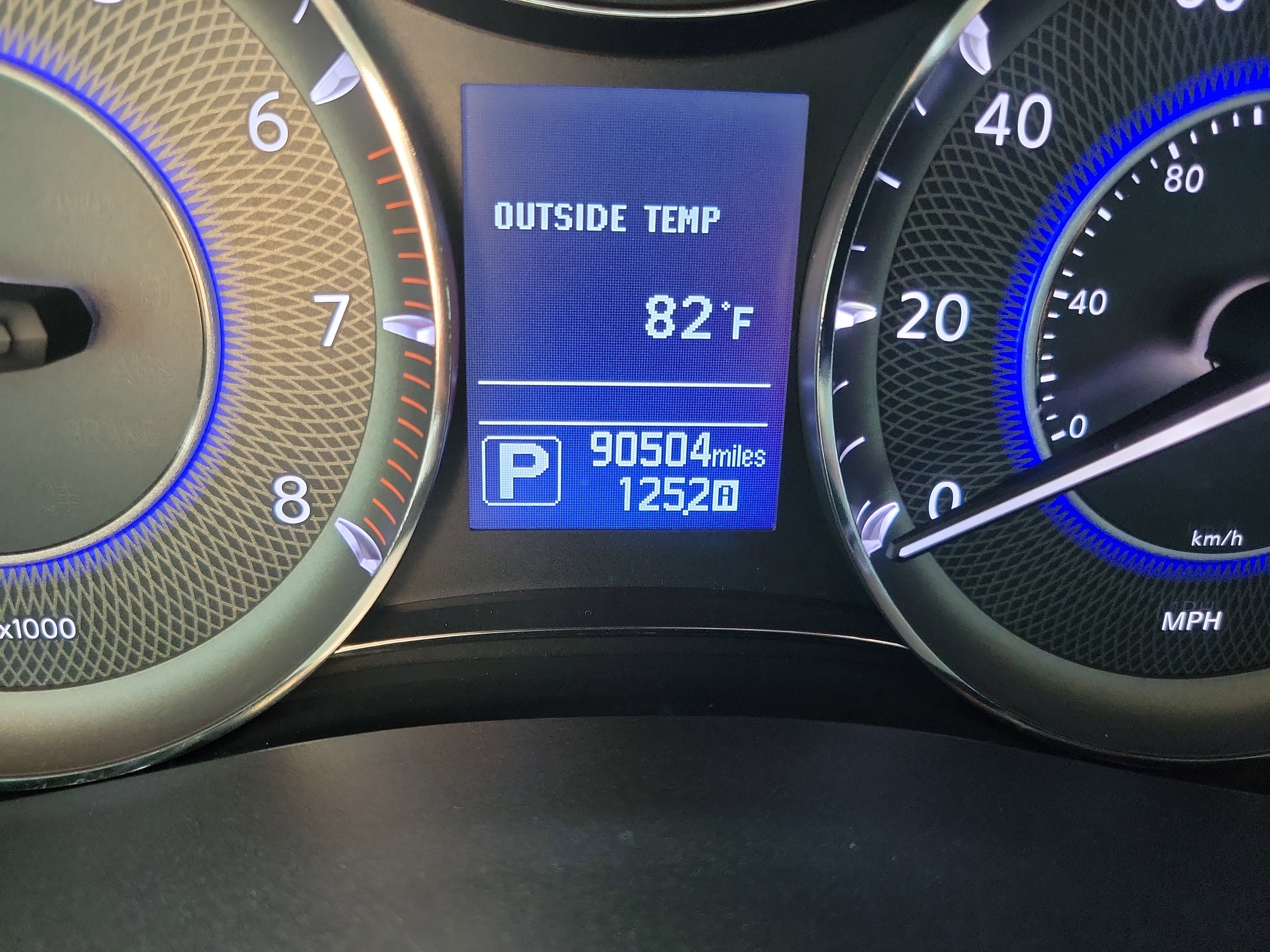Used 2016 INFINITI QX80 Luxe w/ 22" Wheel Package image 25