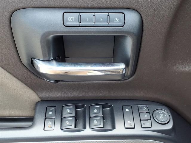 Used 2015 Chevrolet Silverado 1500 LTZ Z71 RWD image 22