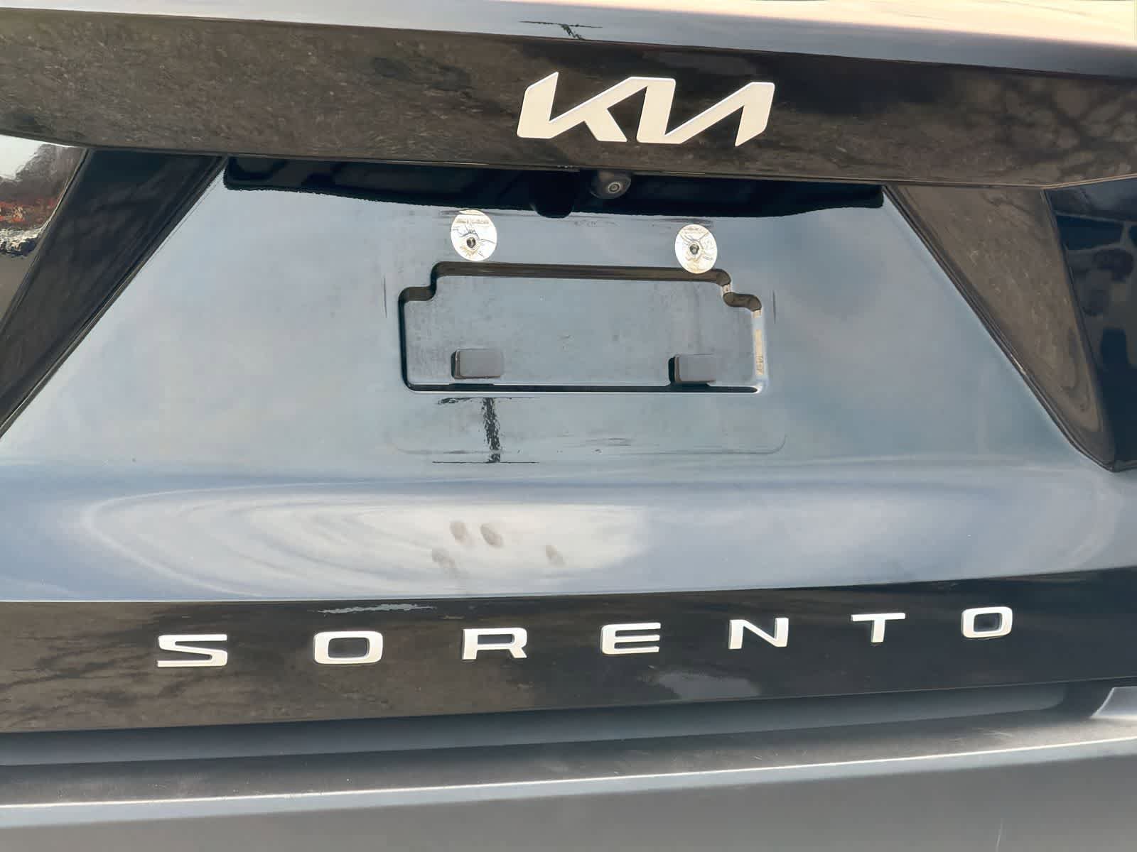 Used 2022 Kia Sorento S w/ Panoramic Sunroof Package AWD/4WD image 13