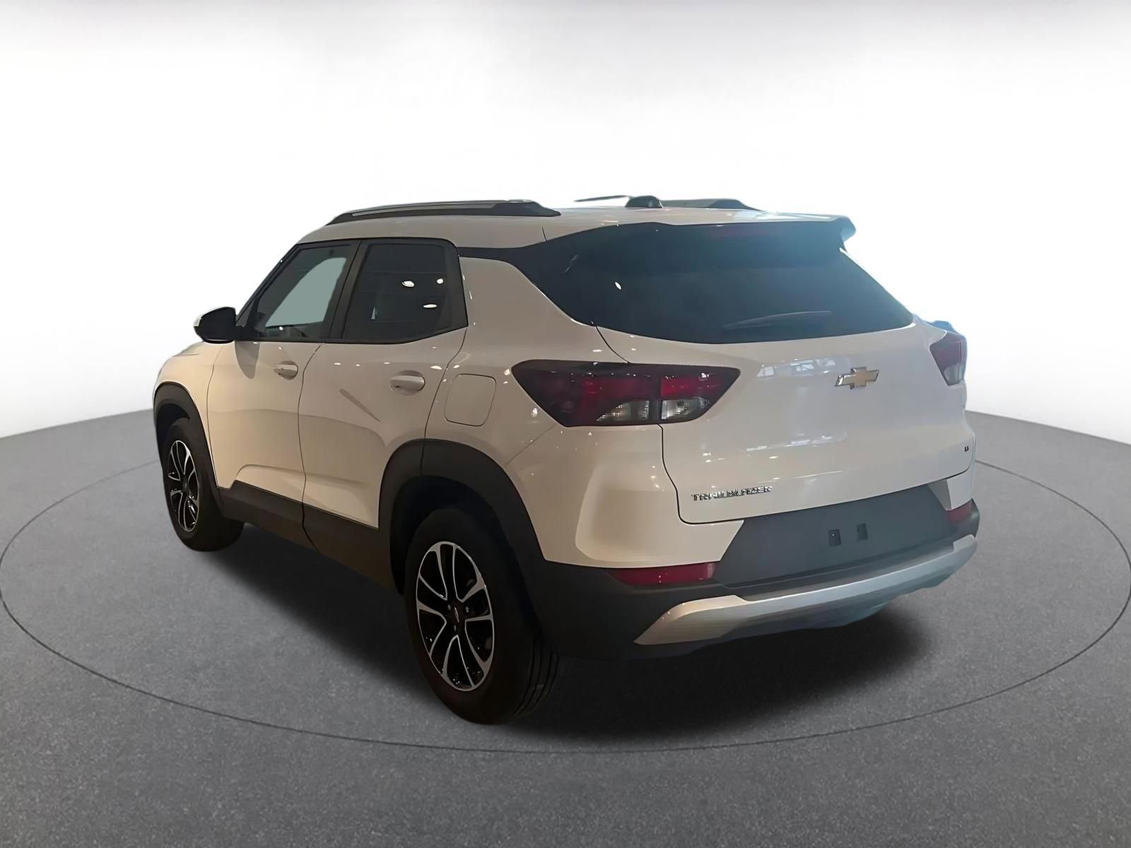 Used 2025 Chevrolet TrailBlazer LT image 11