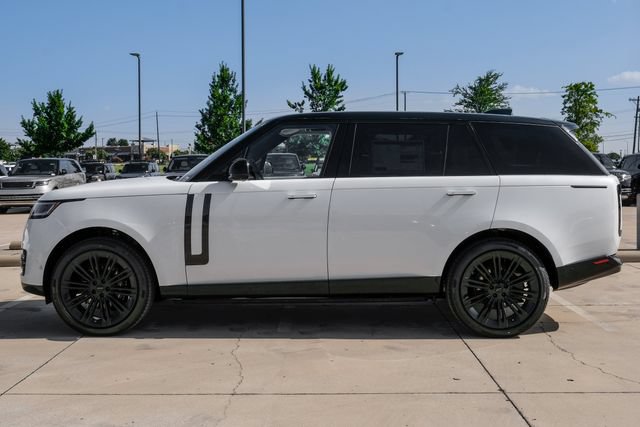 New 2026 Land Rover Range Rover Long Wheelbase SE AWD/4WD image 12