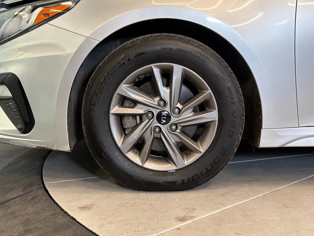 Used 2020 Kia Optima LX image 22