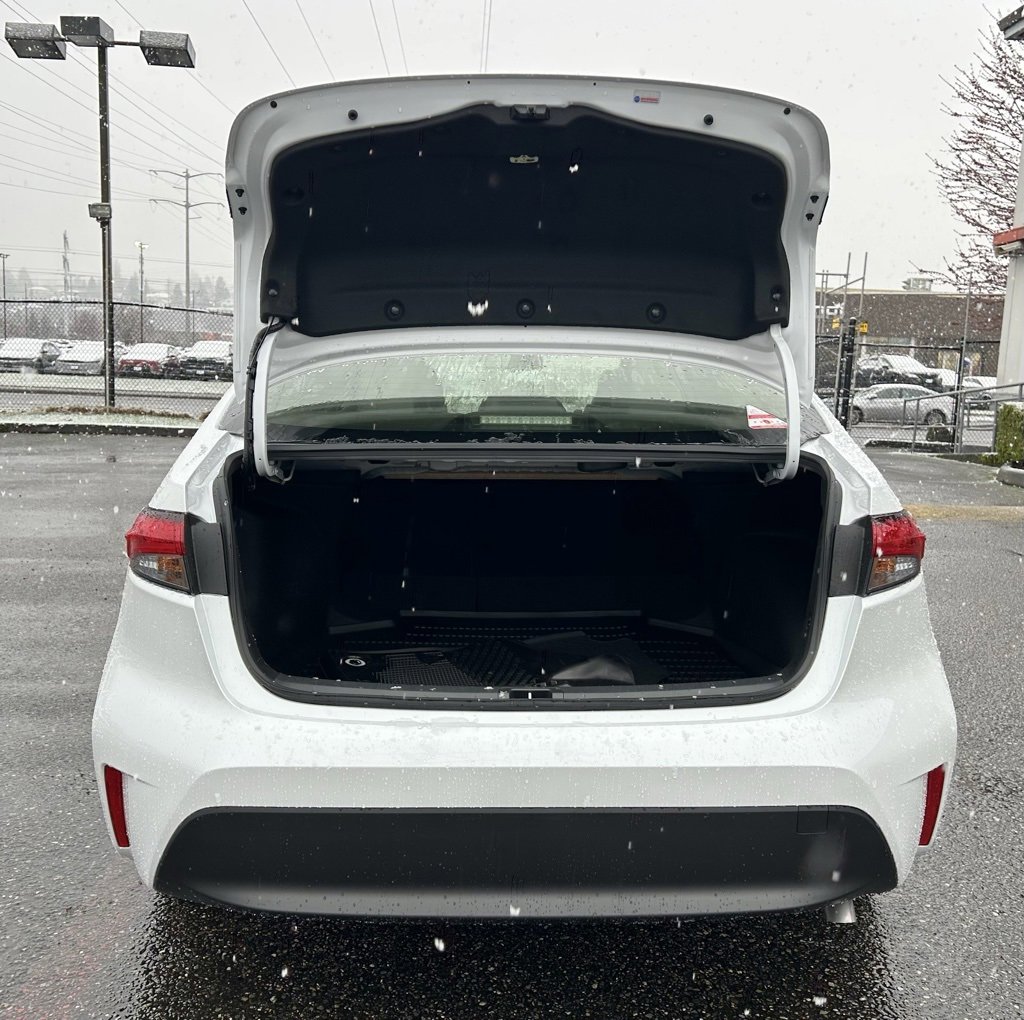 New 2026 Toyota Corolla XLE image 27