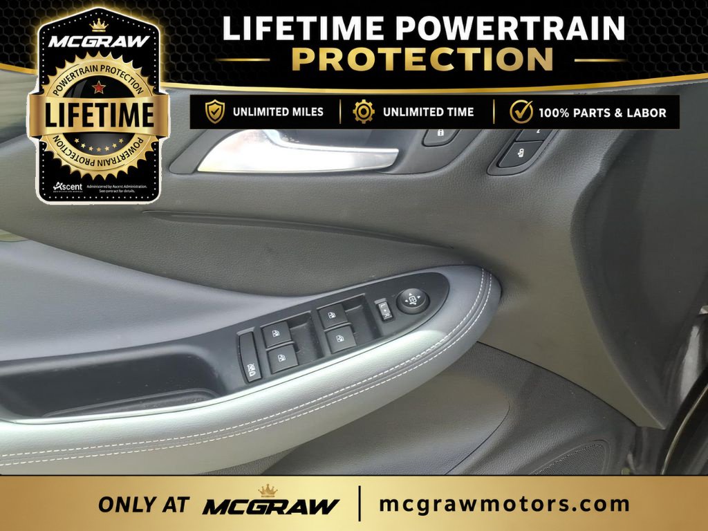 Used 2020 Buick Envision Essence FWD image 17