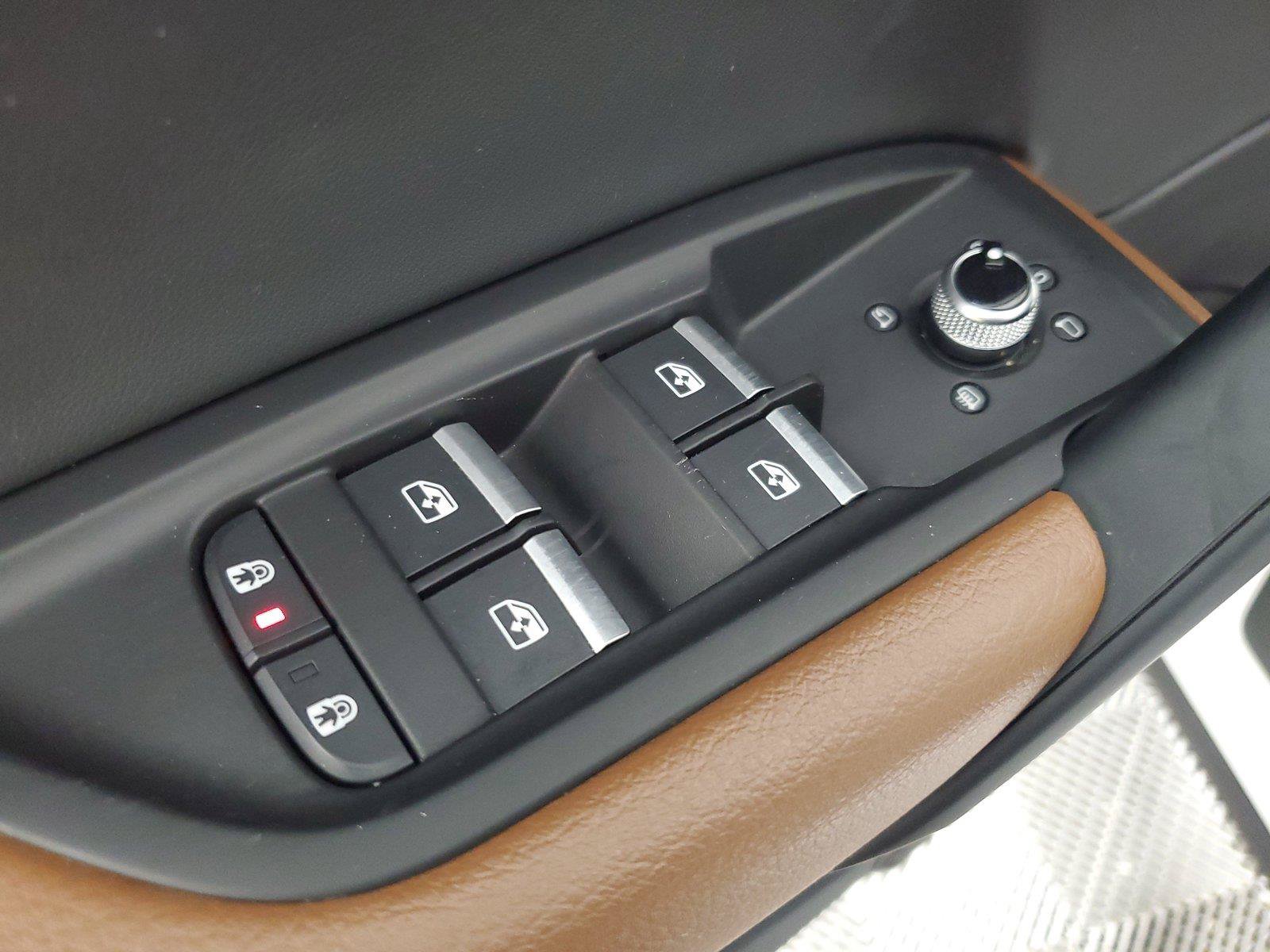 Used 2025 Audi Q5 2.0T Premium AWD/4WD image 20