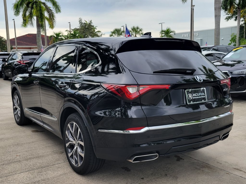 Certified 2024 Acura MDX w/ Technology Package AWD/4WD image 4