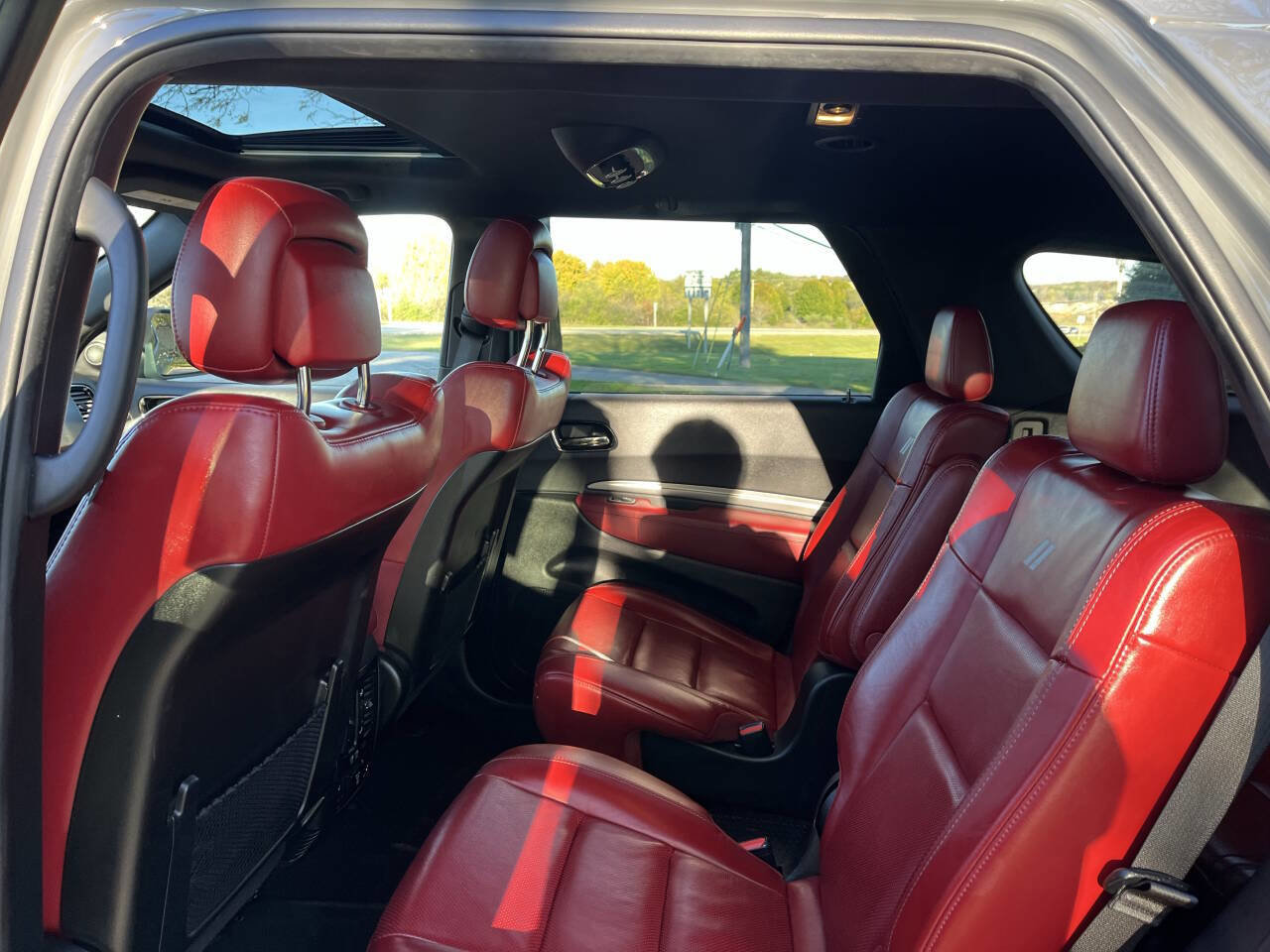Used 2019 Dodge Durango R/T w/ Technology Group image 28